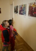 Венгерские девочки заинтересовались фотоработами